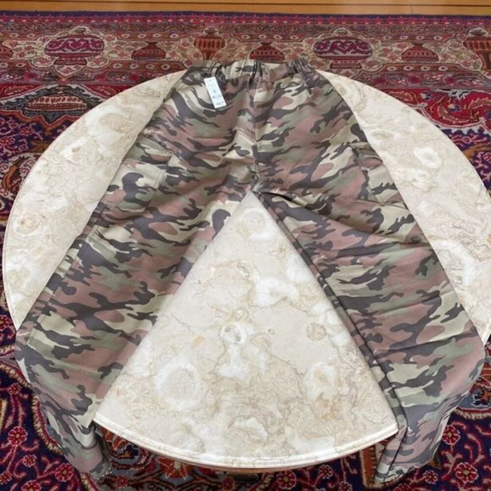 NWT Ardene Camo Cargo Pants - Picture 2 of 8